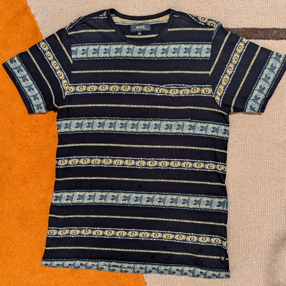 Roark Revival patterned pocket T shirt- size large